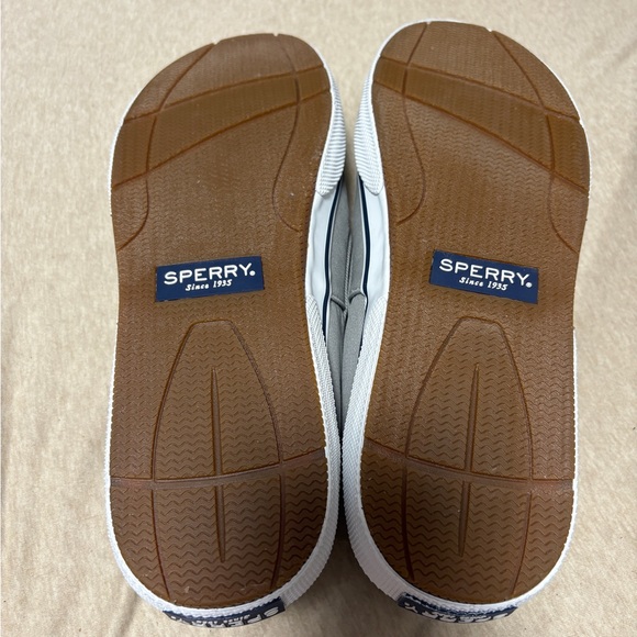 Sperry Gray Boat Shoes with Moccasin Toe and White Laces - Picture 2 of 3